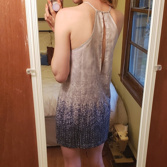 LIKE NEW Forever 21 Dress - Picture 2 of 3